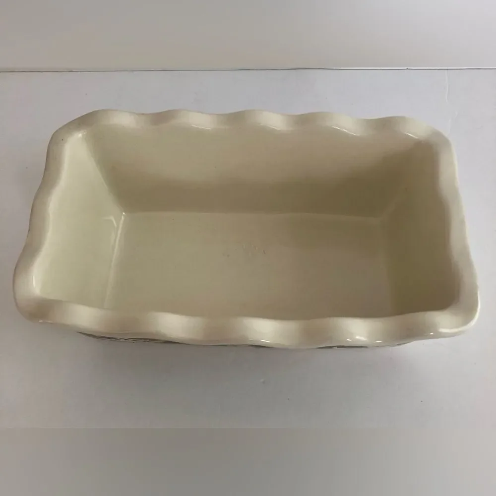 STONEWARE CHRITMAS BREAD LOAF PAN NANTUCKET SQUARE 9.5